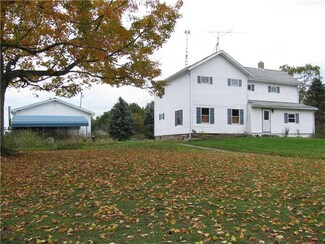 303 Dowling Rd, Jamestown, PA 16134