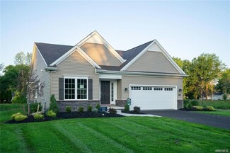 4284 Wolf Run, Lewiston, NY 14092