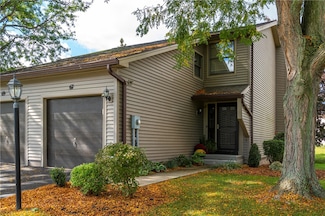 67 Devonshire Cir, Penfield, NY 14526