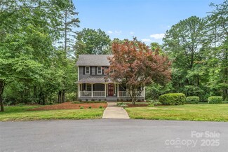 23 Forest Edge Dr, Asheville, NC 28806