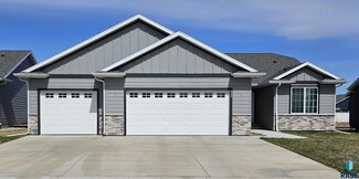 620 Prairieside Trail, Harrisburg, SD 57032
