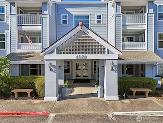 4081 224th Ln SE Unit 212, Issaquah, WA 98029