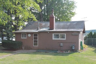 22695 Lake Dr, Pierson, MI 49339