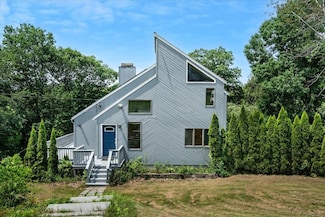 11 Roberts Rd, Rochester, NH 03867