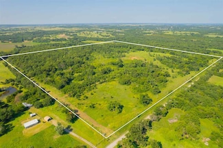 23218 E 19th St, Yale, OK 74085