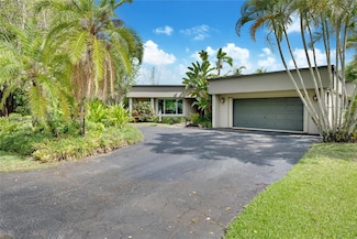 610 Lake Dasha Cir, Plantation, FL 33324
