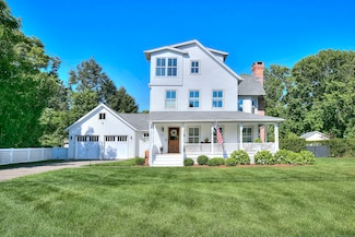 28 Clinton Ave, Westport, CT 06880