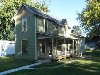 404 W 2nd St, North Manchester, IN 46962