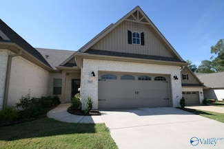 707 Sluice Dr SW, Huntsville, AL 35824