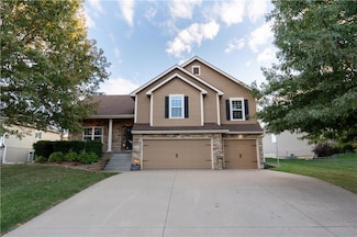 4708 Corinth Dr, Saint Joseph, MO 64506