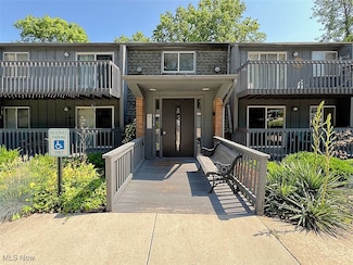 6220 Hidden Creek Dr Unit 311, Lorain, OH 44053