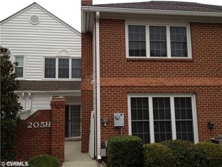 205 Amersham Dr Unit H, Yorktown, VA 23693