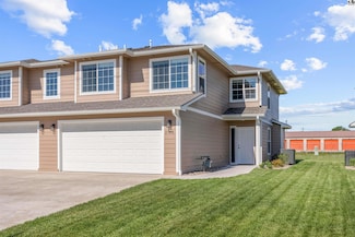 2748 Tim Rogers Ln, Salina, KS 67401