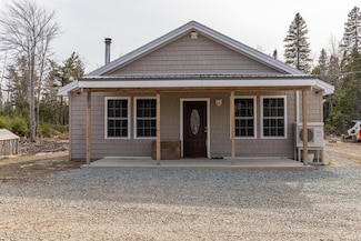 1619 U S 1, Gouldsboro, ME 04607