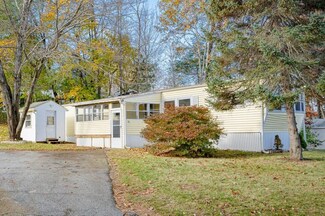 11 York St, Nashua, NH 03063
