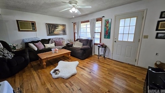 555 Main St, Oxford, AR 72565