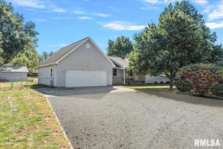 525 N Clay St, Ashland, IL 62612