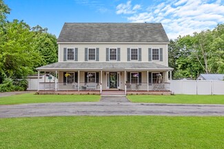 12 Stearns St, Chelmsford, MA 01824
