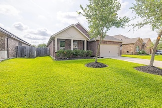 2705 Merlin Ln, Pearland, TX 77581