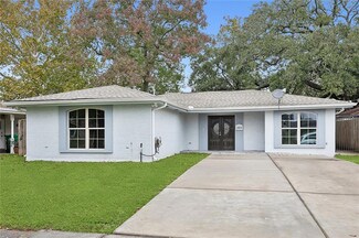 1713 Thomas St, Gretna, LA 70053