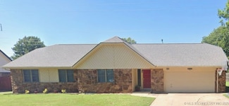 4004 S Maple Ave, Broken Arrow, OK 74011