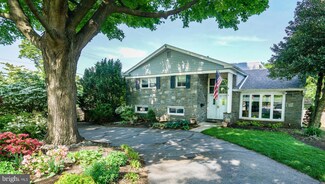 21 W Dartmouth Rd, Bala Cynwyd, PA 19004