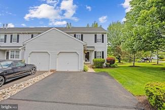 2400 Dogleg Dr Unit 43H, Warrington, PA 18976