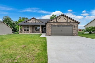 419 Bluff Meadows Dr, Valmeyer, IL 62295