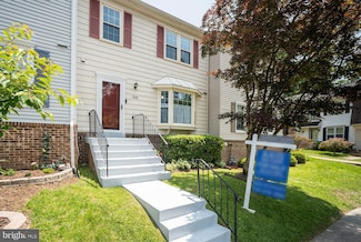 7329 Rolling Oak Ln, Springfield, VA 22153