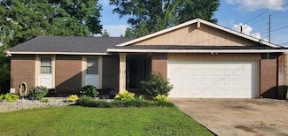 6200 Parker Dr, Columbus, GA 31907