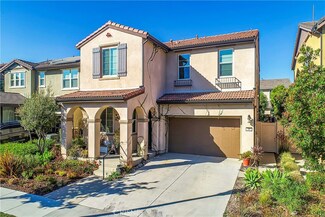 561 Owens River Dr, Oxnard, CA 93036