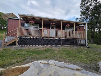 7506 Roaring Run Rd Unit 1, Jordan Mines, VA 24426