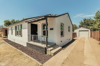 1313 E Michigan Ave, Fresno, CA 93704
