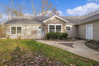 4747 Boomers Way NE, Grand Rapids, MI 49525