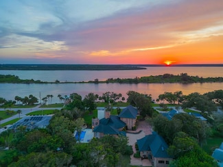 2627 John Anderson Dr, Ormond Beach, FL 32176