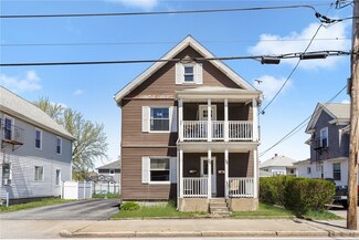 72 Benefit St, Pawtucket, RI 02861