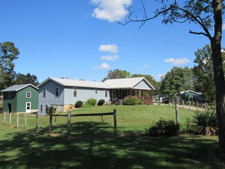 17218 Aberdeen Rd, Cross Plains, IN 47017