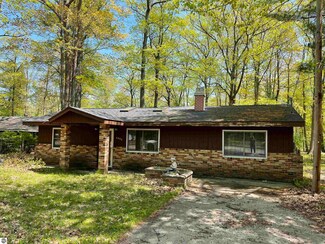 4495 E Cedar Lake Dr, Greenbush, MI 48738