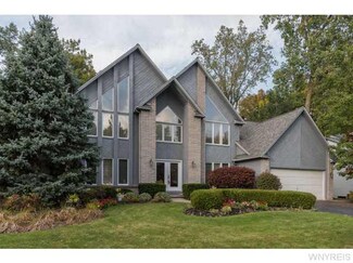 32 Vassar Dr, Getzville, NY 14068