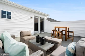 629 Hemsworth Ln, Winchester, VA 22601