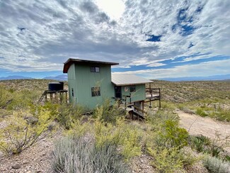 7190 Hot Springs Rd, Shafter, TX 79843