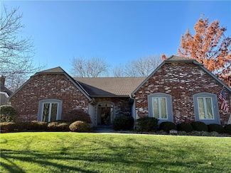 12726 Mohawk Cir, Leawood, KS 66209