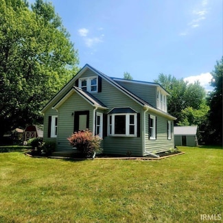 422 E Main St, Syracuse, IN 46567