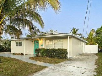 550 14th St N, Naples, FL 34102