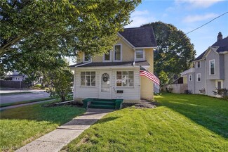 2861 Hudson Dr, Cuyahoga Falls, OH 44221
