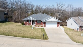 1022 Las Brisas Ct, Jefferson City, MO 65101