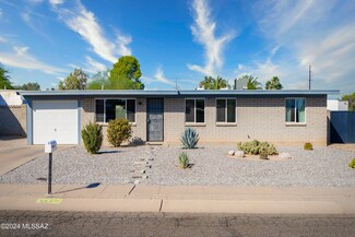 3842 S Grand Palm Dr, Tucson, AZ 85730