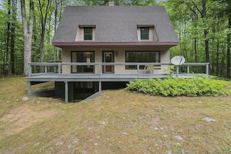 441 N Benson Rd, Fountain, MI 49410