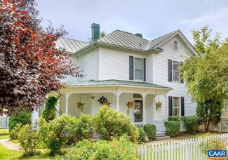 412 Chestnut Ave, Waynesboro, VA 22980