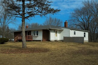 1537 Agate St, Bay Shore, NY 11706